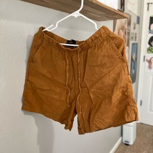 TAHARI Linen Shorts (never worn)